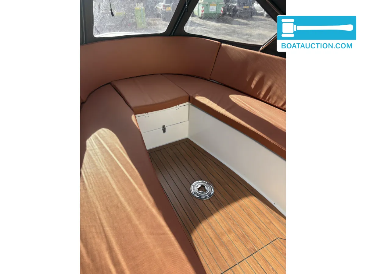 Maxima 600 Tender — foto 10 van 19