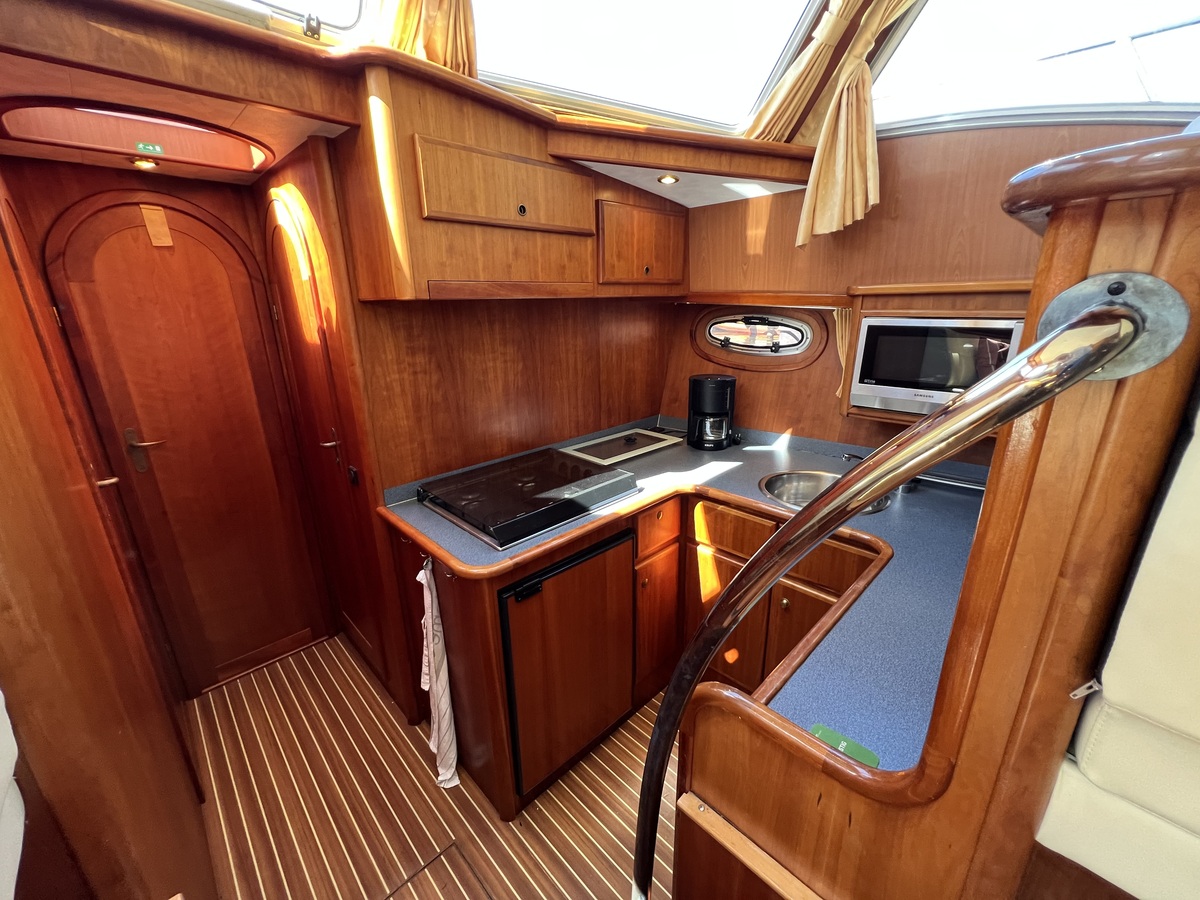 Babro Newline Newline 42 — foto 10 van 11