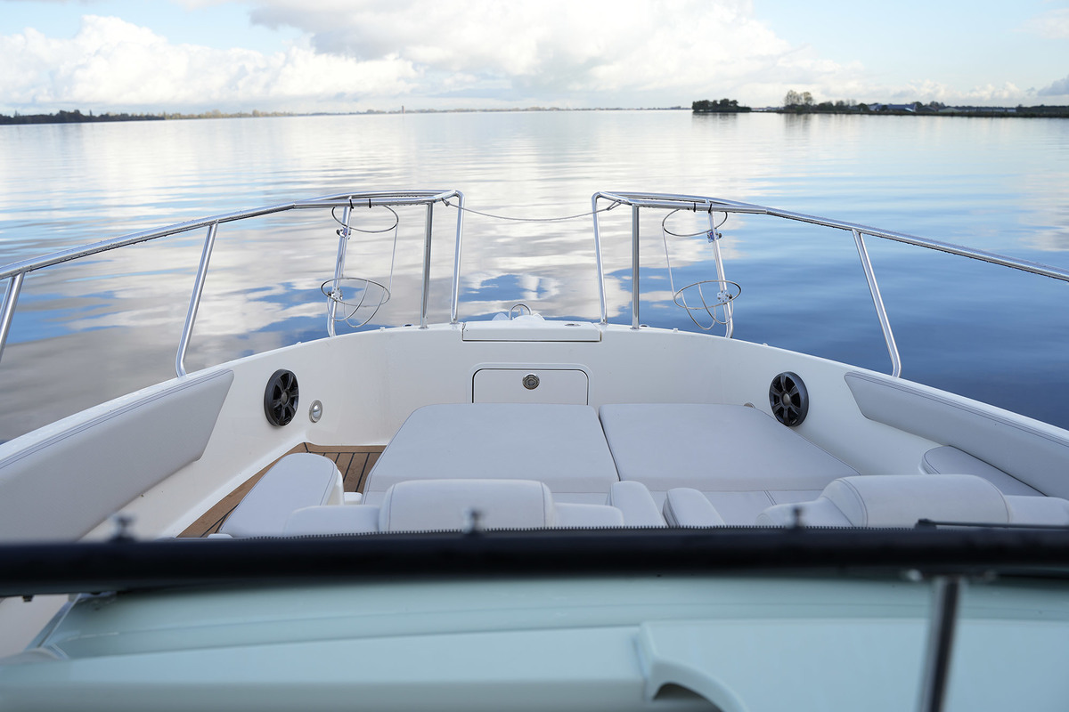 Sea Ray Sundancer 290 — foto 11 van 46