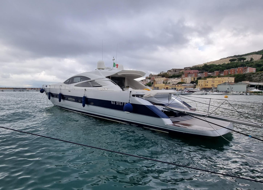 Pershing 76  — foto 5 van 39
