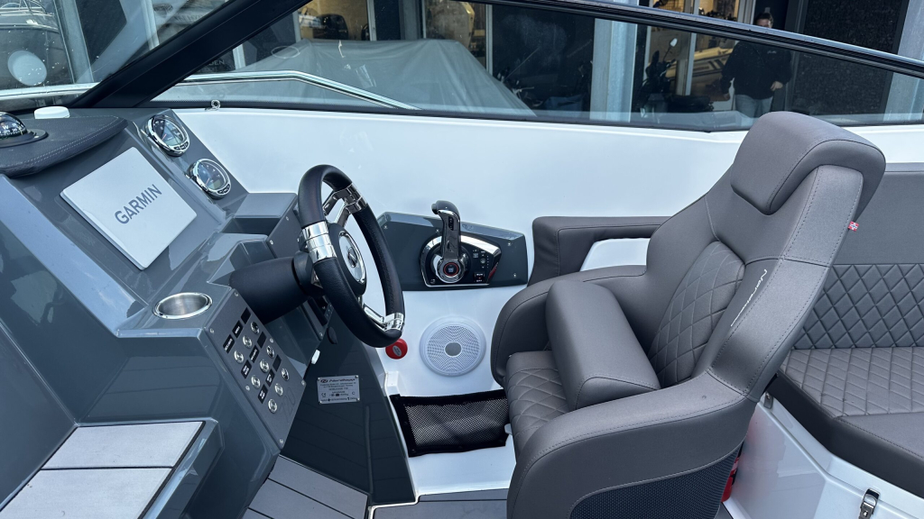 Nordkapp Noblesse 720 – Mercury 250pk V8 (2023) — foto 7 van 13