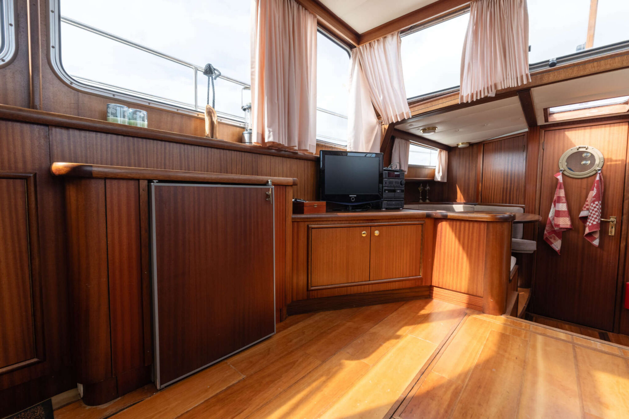 Valkkruiser 13.50 AK — foto 6 van 66