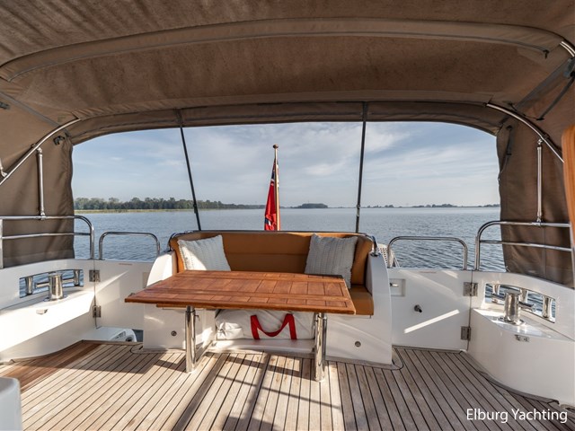 Trader 42 - Cabrio — foto 4 van 76