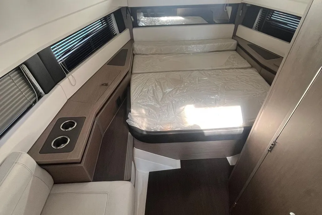 WELLCRAFT 355 Explorer — foto 21 van 25