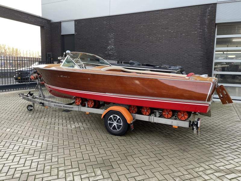 Riva Super Florida — foto 12 van 12