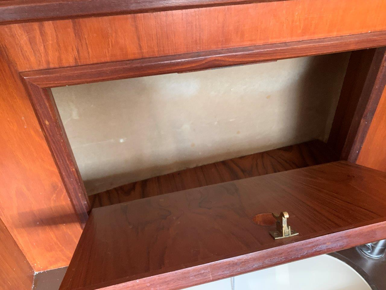 Beneteau Evasion 37 — foto 76 van 133