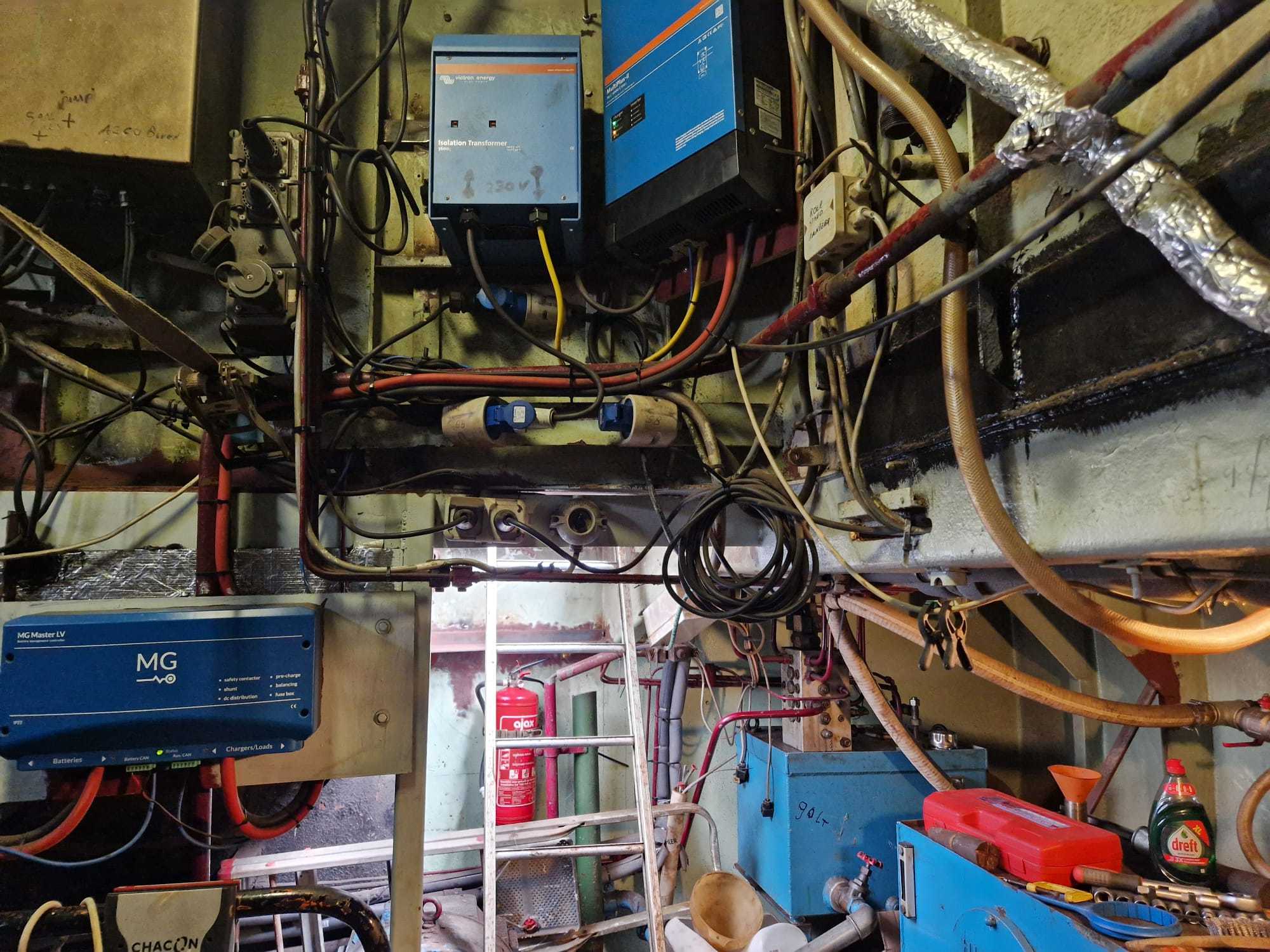 Ex Viskottter/ Varend Woonschip 21.05 — foto 38 van 75