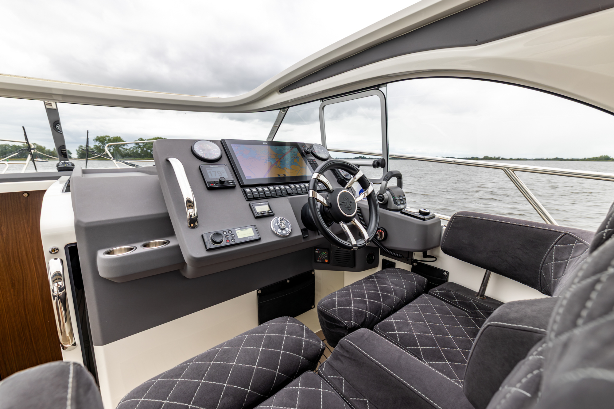 Marex 310 Sun Cruiser — foto 53 van 102