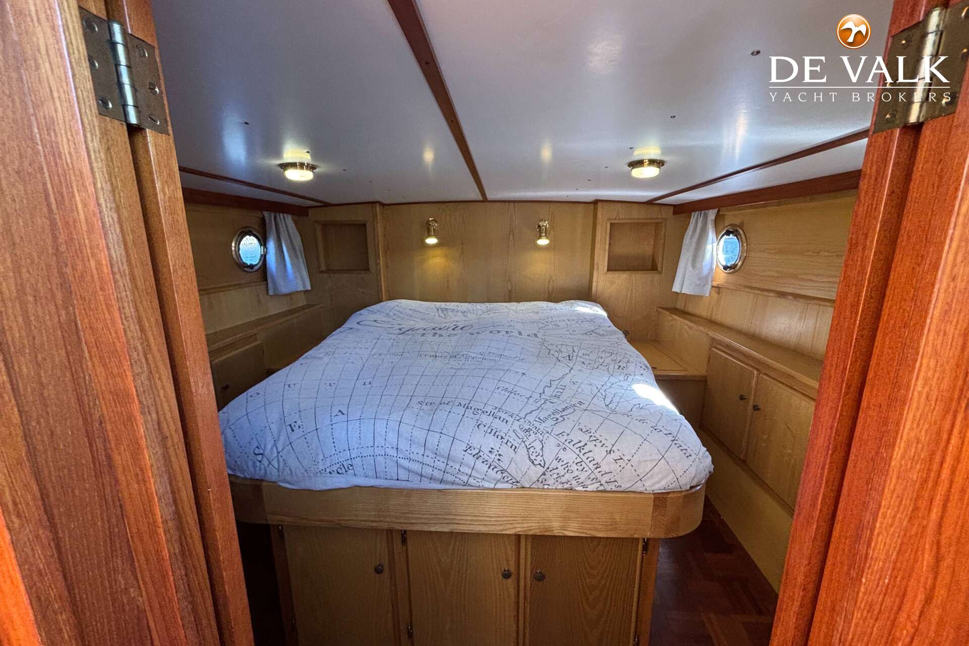 Linssen STURDY 1000 AC ROYAL — foto 18 van 24