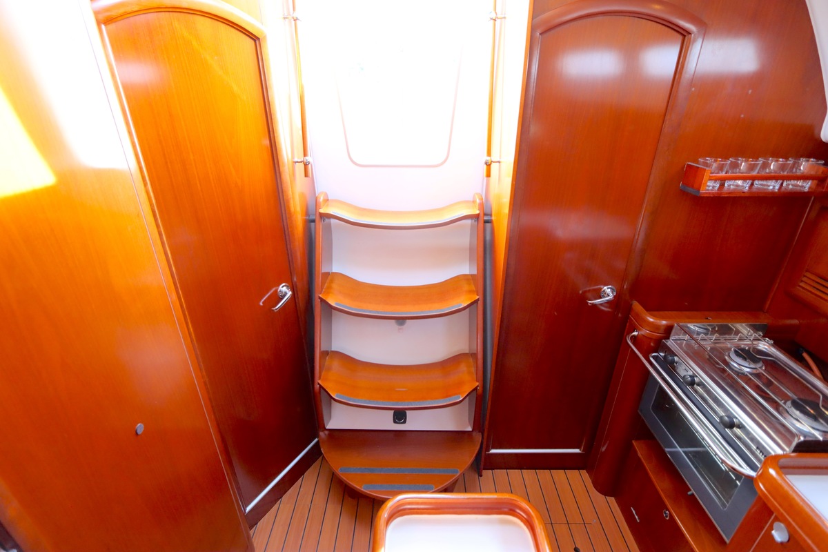 BENETEAU OCEANIS CLIPPER 373 — foto 6 van 48