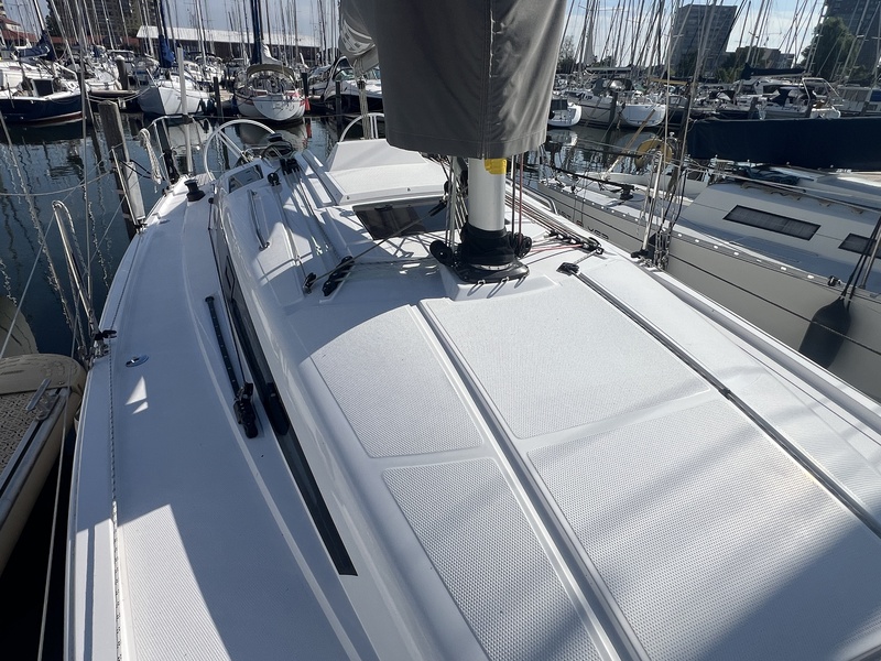 Elan E3 — foto 28 van 49