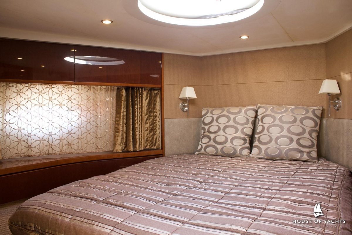 Princess V62 — foto 10 van 12