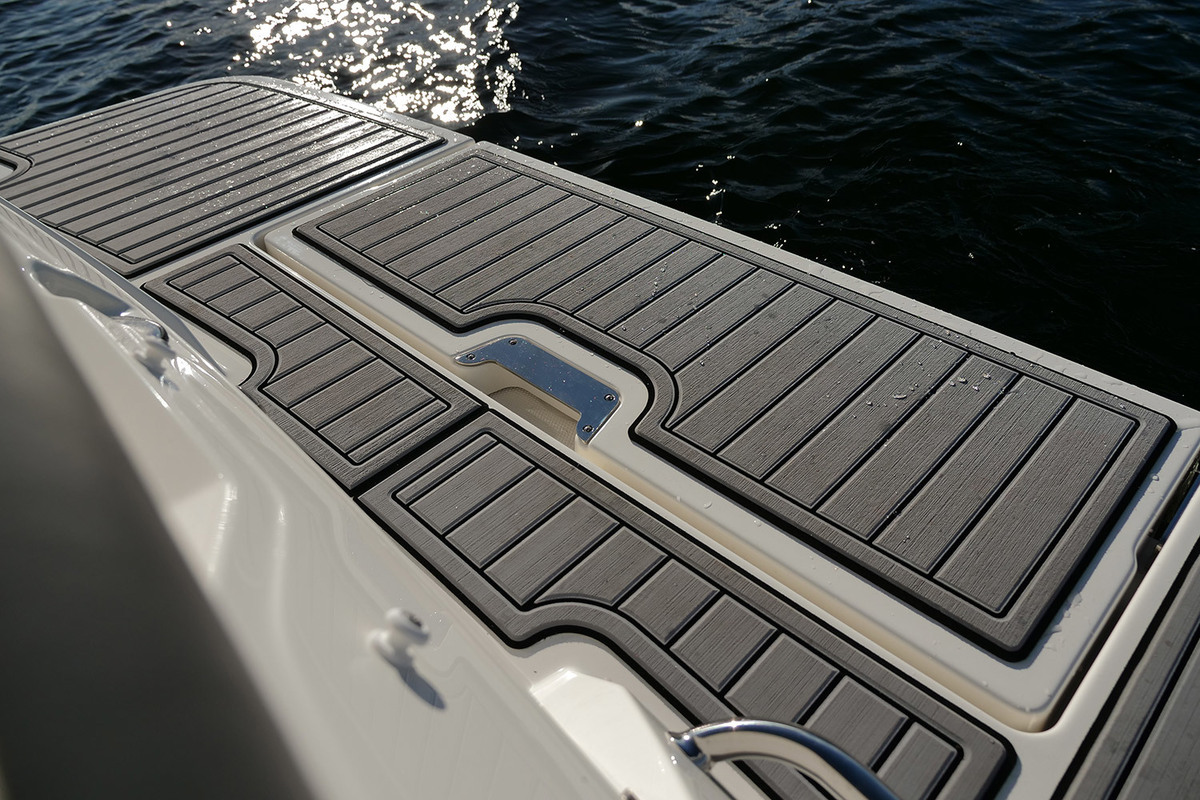 Sea Ray SPX 230 — foto 9 van 42
