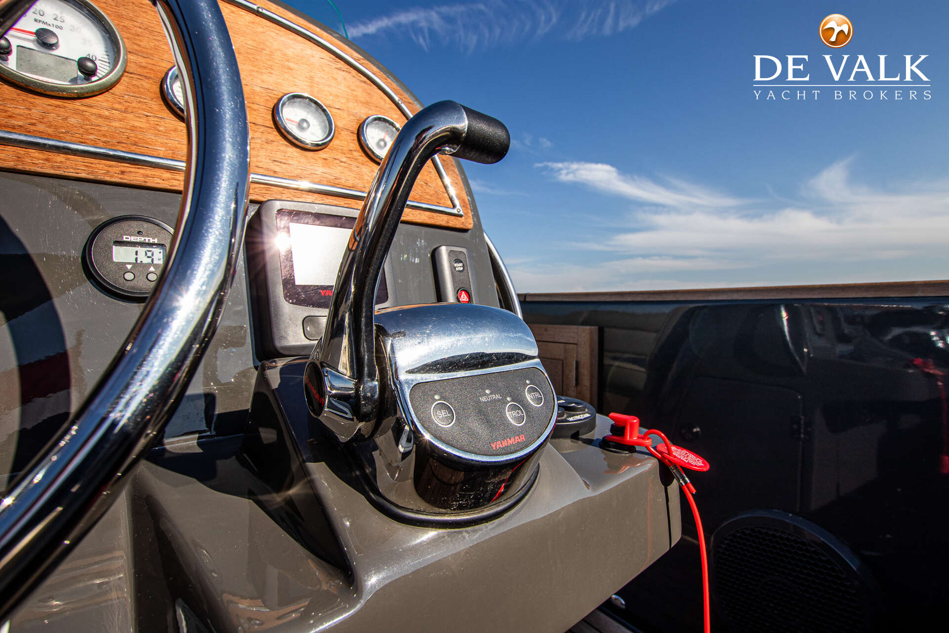 Long Island 28 Sportsman — foto 27 van 36
