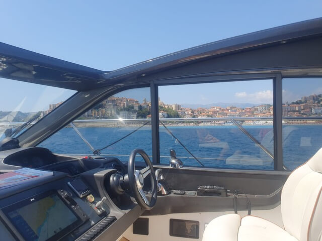 Princess V48 — foto 9 van 12