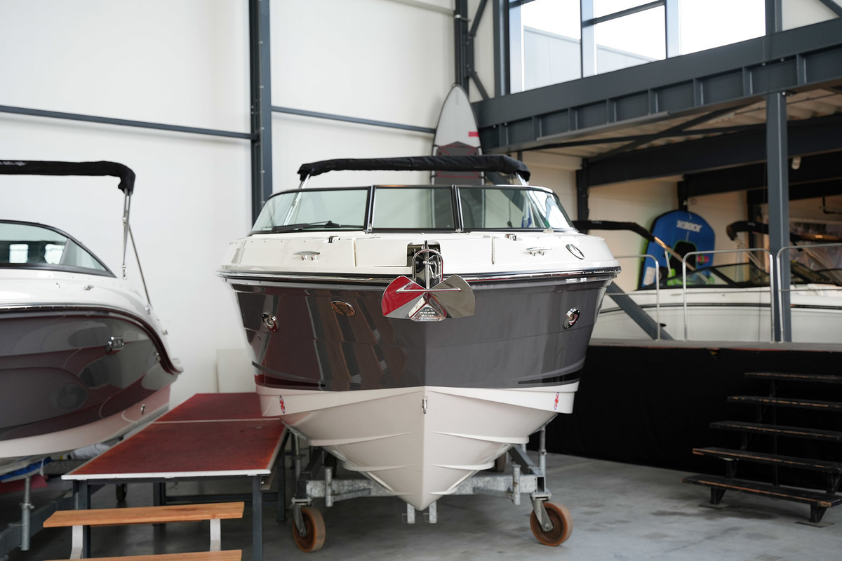 Sea Ray SLX 250 — foto 5 van 57