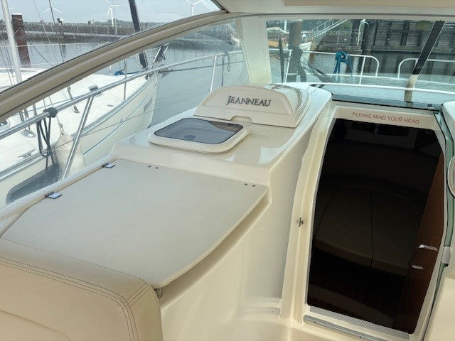 Jeanneau Prestige 30S — foto 34 van 54