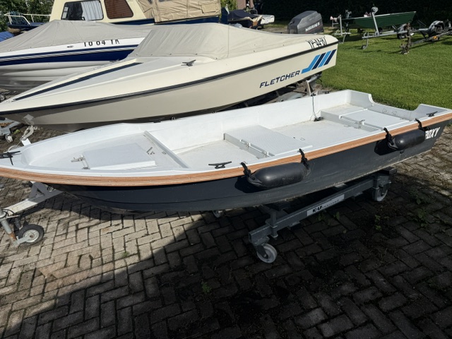 Roxy 340 — foto 1 van 6