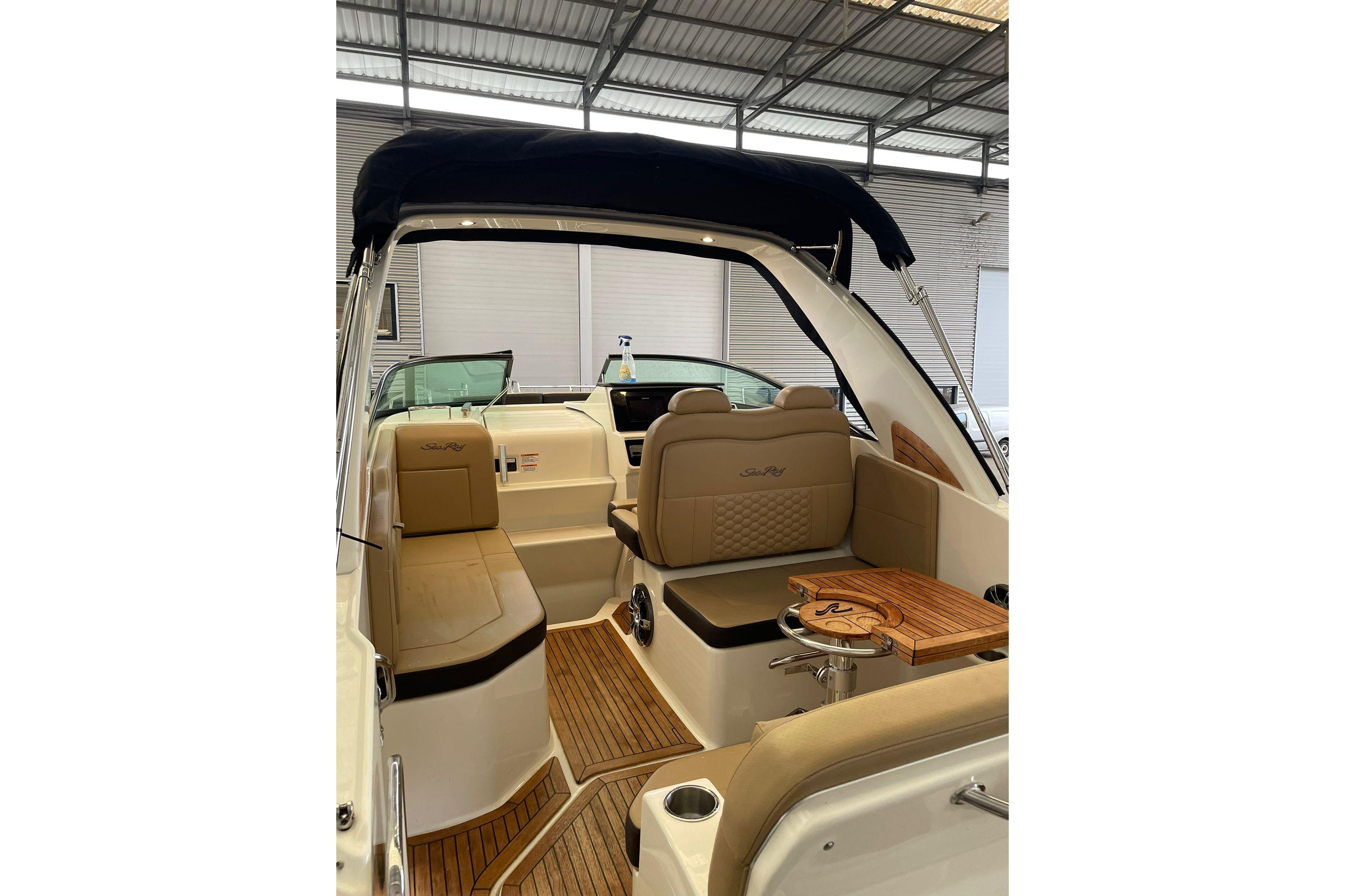 Sea Ray 265 Sundancer — foto 5 van 20
