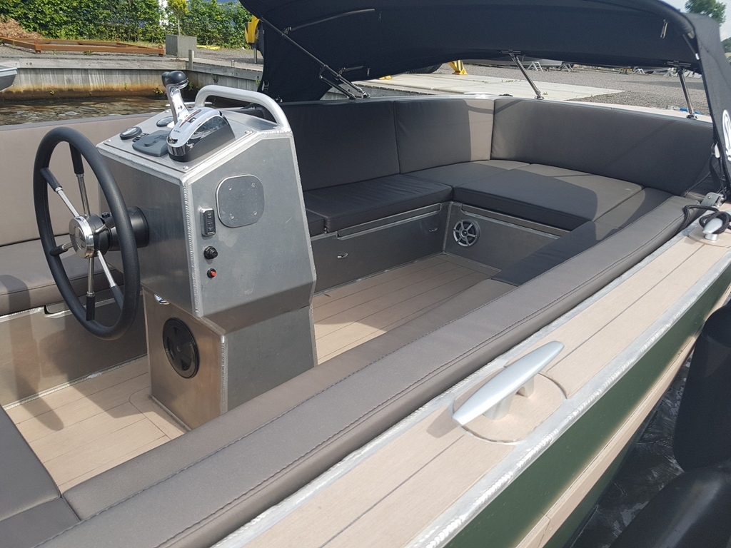 Van Vossen VanVossen Tender 777 (sport) — foto 23 van 30