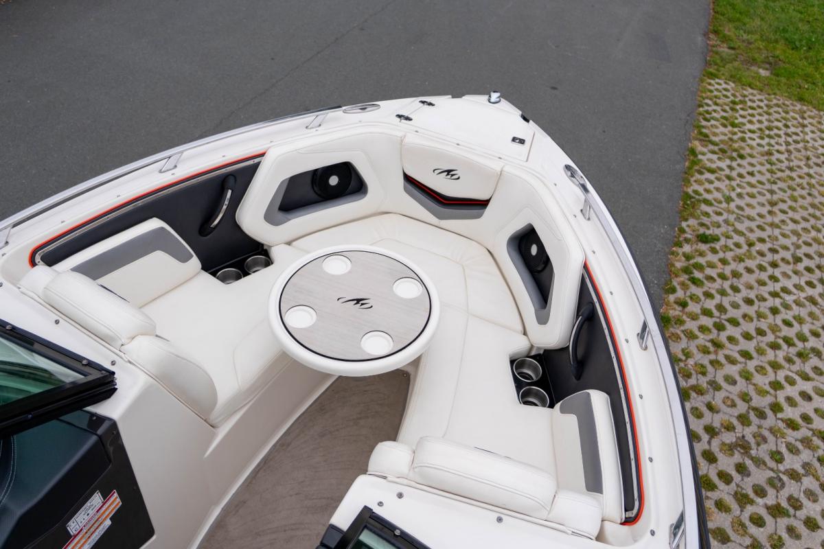 Monterey 238 Super Sport — foto 12 van 24