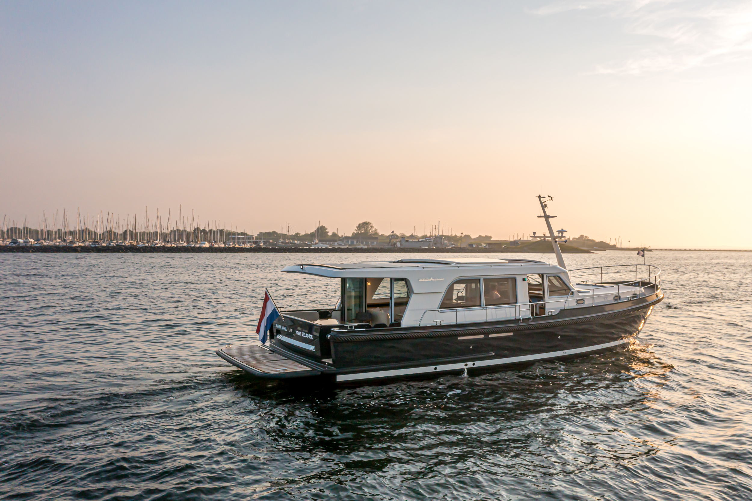 Linssen Grand Sturdy 500 Sedan Variodeck — foto 7 van 66