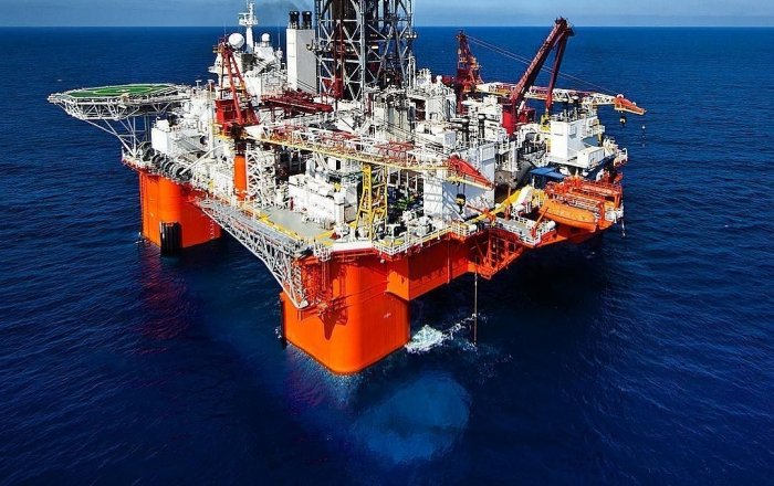 Offshore - Beroepsschip - Staal - {Year} — foto 2 van 3