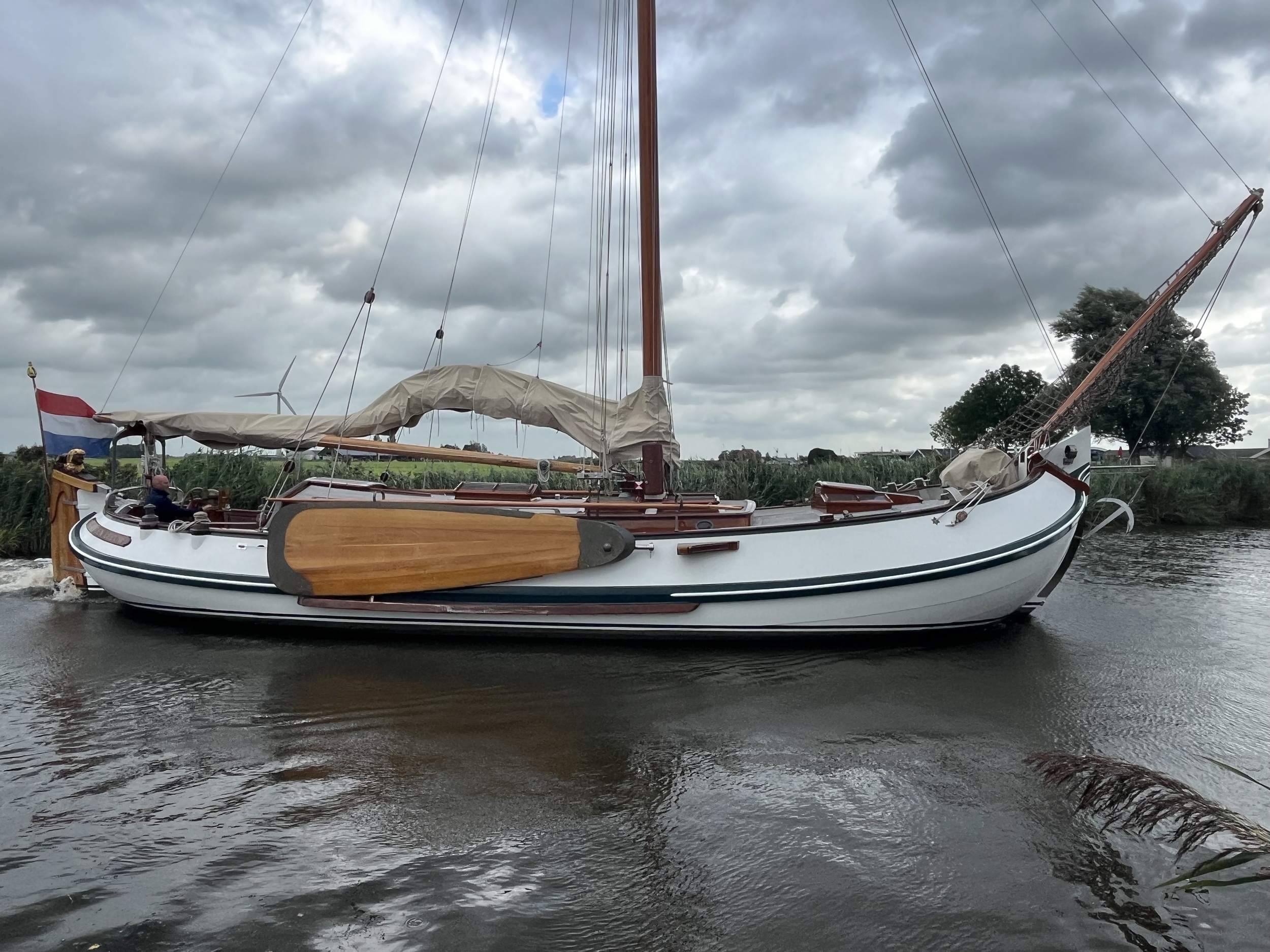 Lemsteraak Gouden Leeuw - Roefaak Hoek Design — foto 4 van 59
