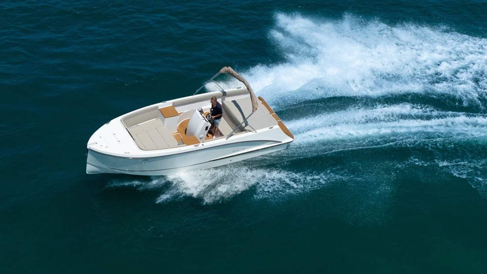 Maxima 740 Tender — foto 4 van 12