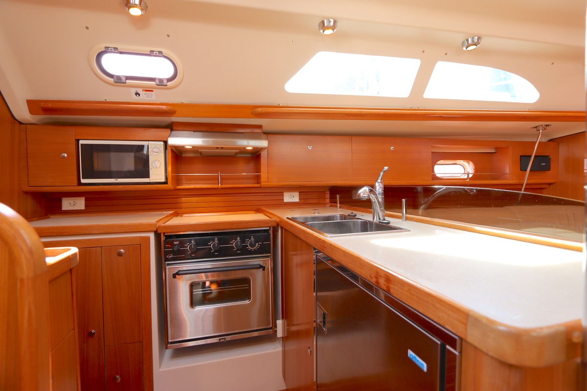 Catalina 445 — foto 13 van 81