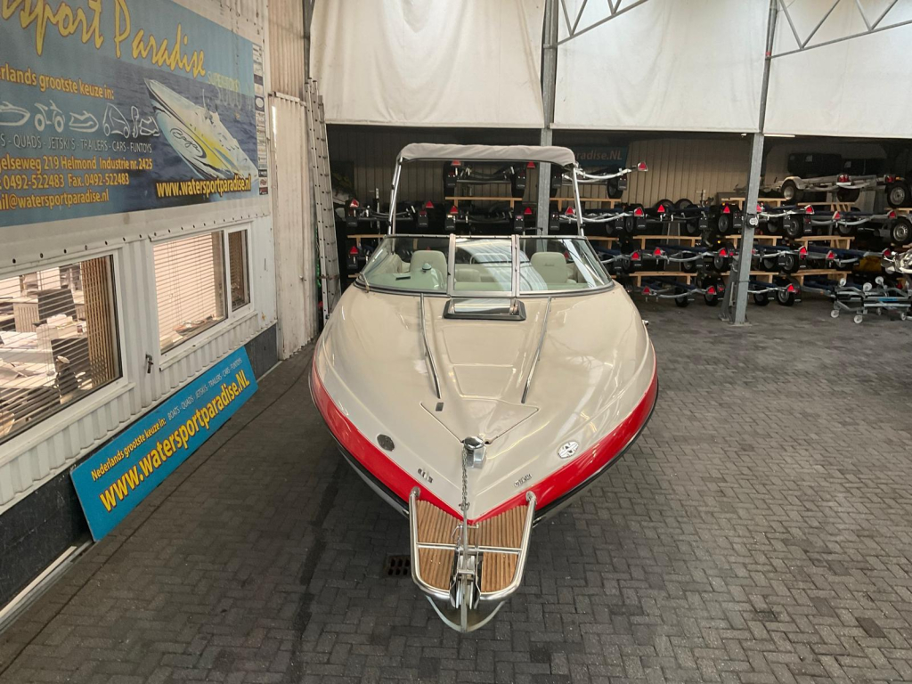Mariah 250 Cuddy — foto 18 van 20