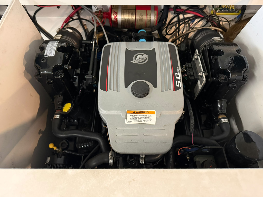 Crownline 215 SS — foto 23 van 24