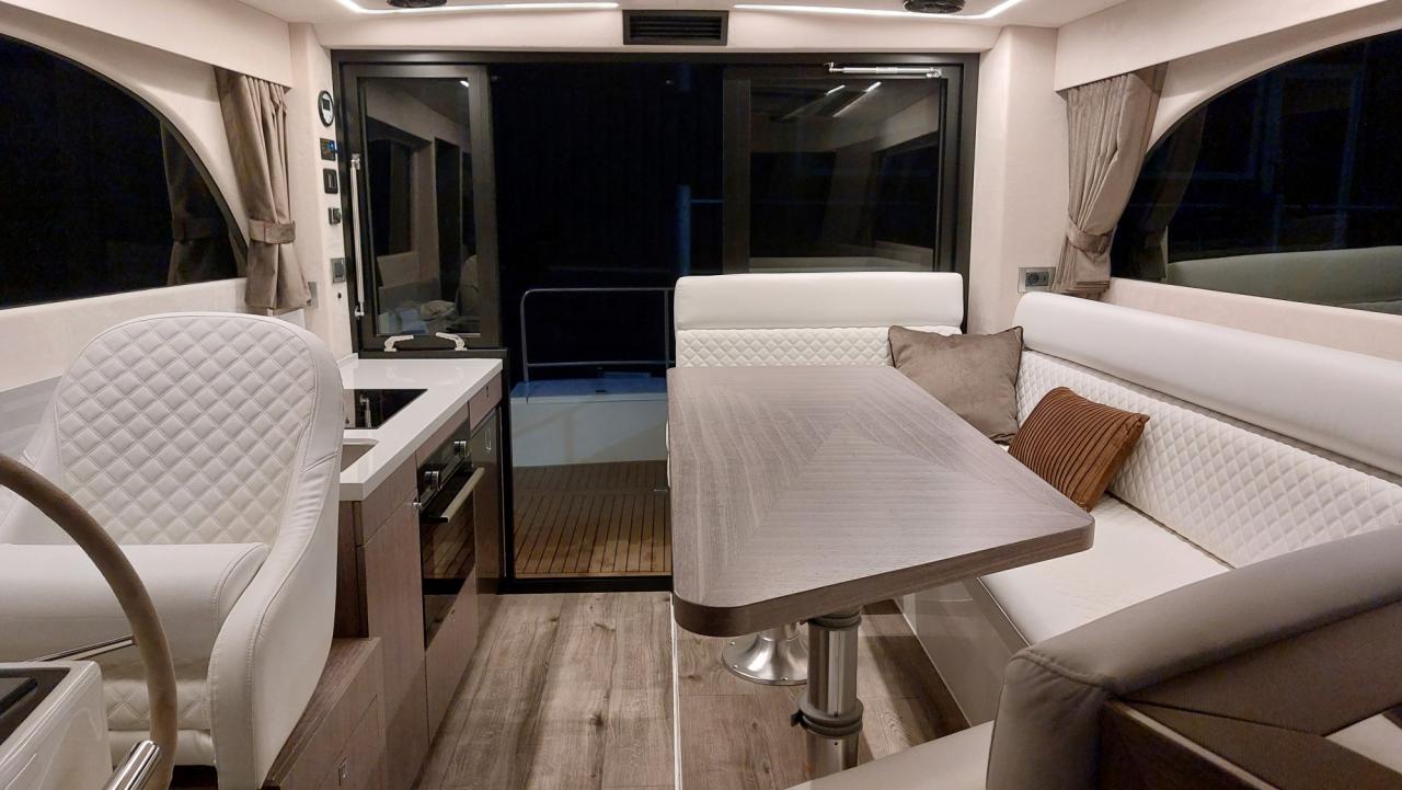 Maxima 37 Kajuitboot — foto 4 van 12