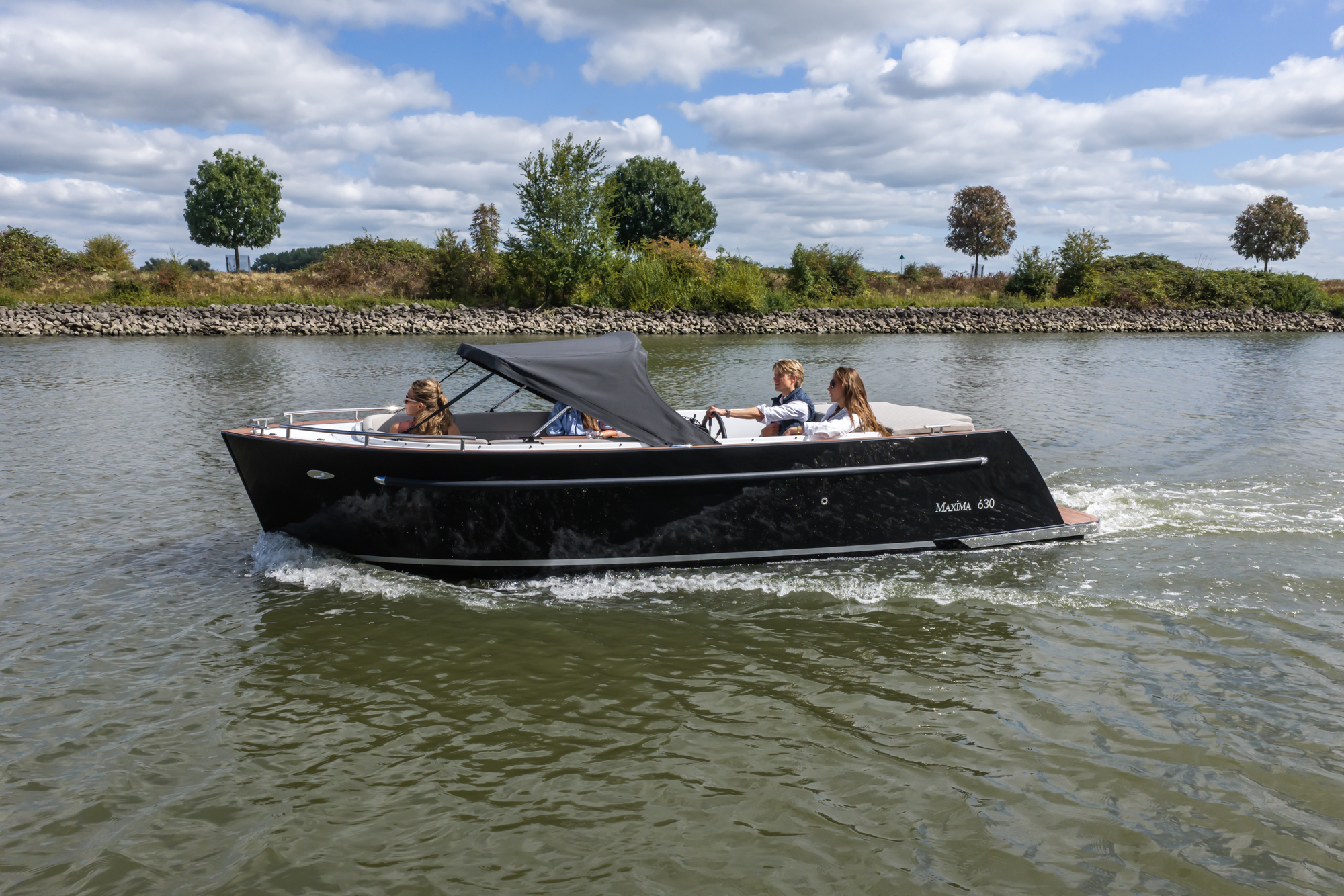 Maxima Boats 630 NEW
