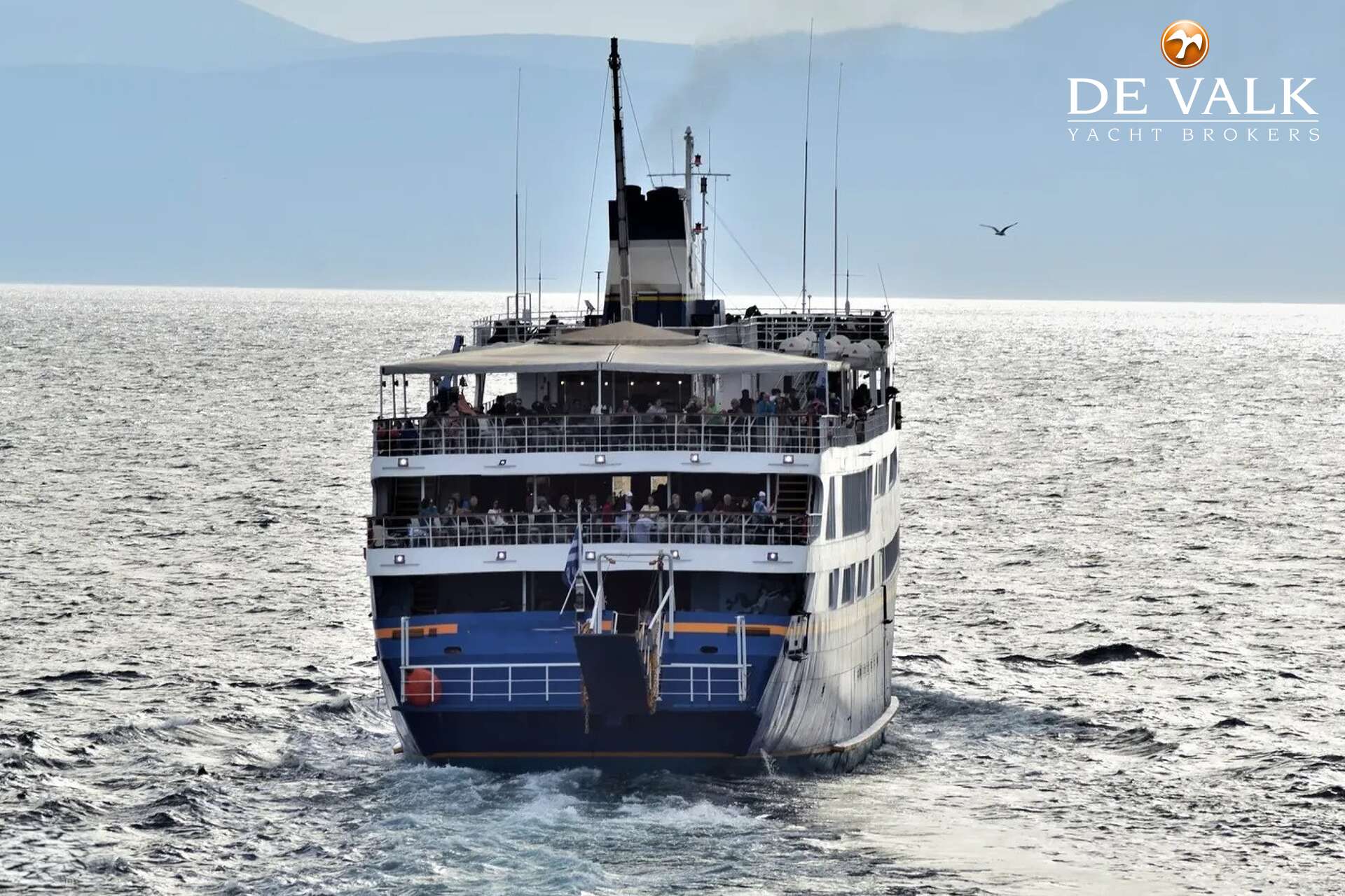 Day Passengers Ship 77.4 — foto 7 van 42