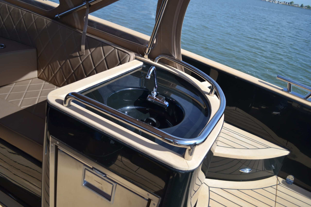 Waterspoor 808 open | Luxe Diesel/hybride Tender | Vanaf €89.950,- — foto 17 van 19
