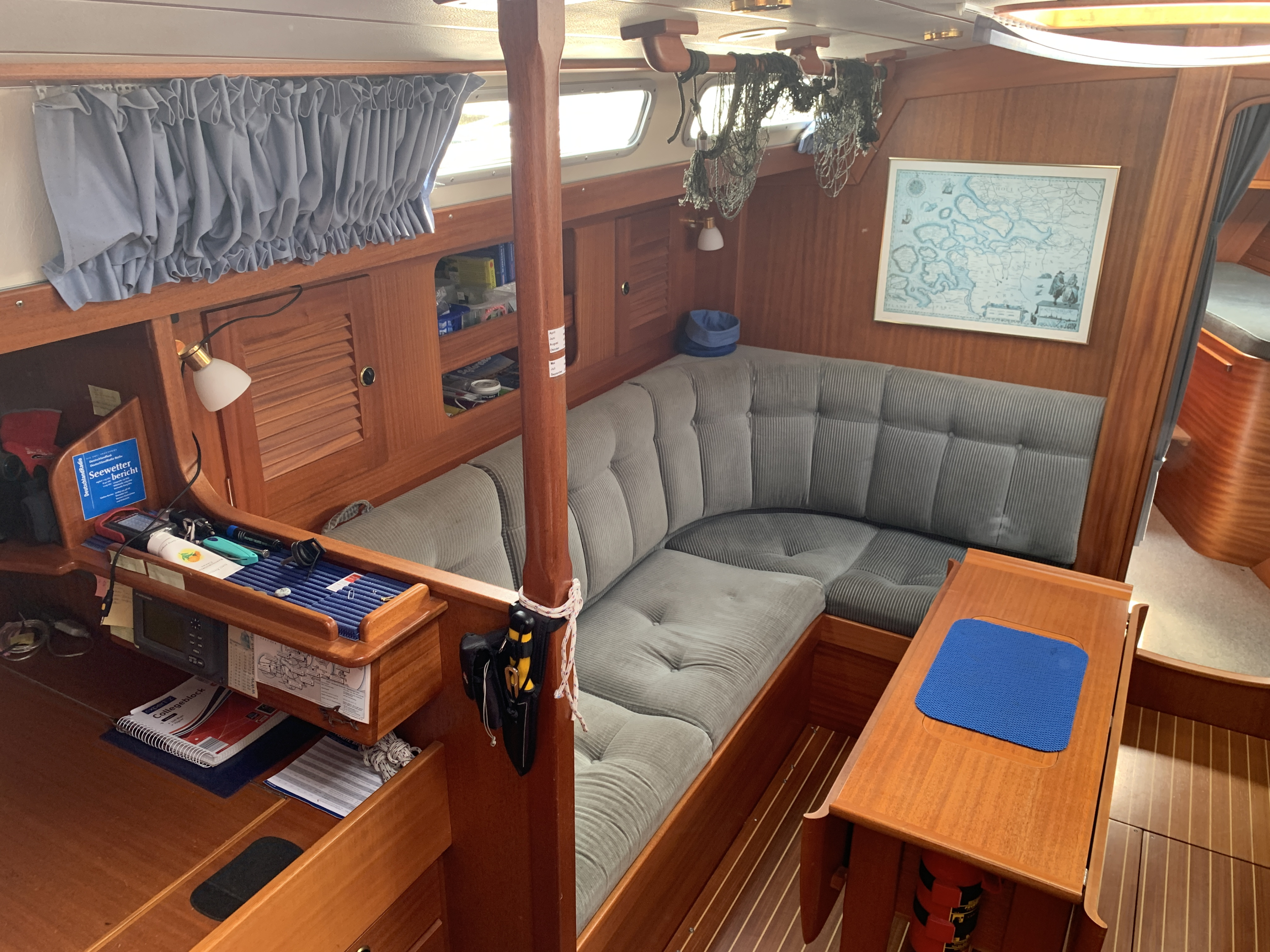 Hallberg-Rassy 42 — foto 27 van 77