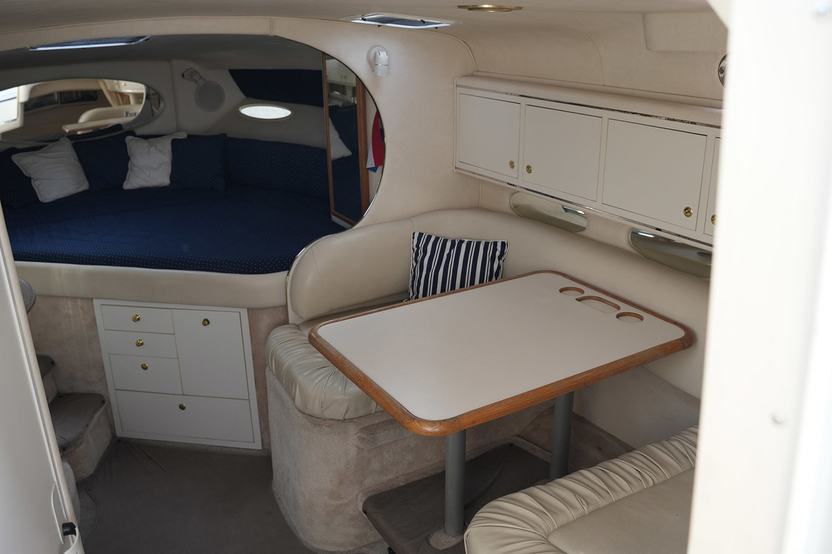 Sea Ray 310 Sundancer — foto 21 van 50