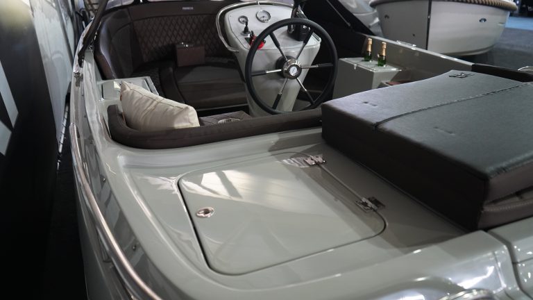 Primeur 710 tender agaatgrijs met 60 Pk DIRECT VAREN — foto 9 van 21