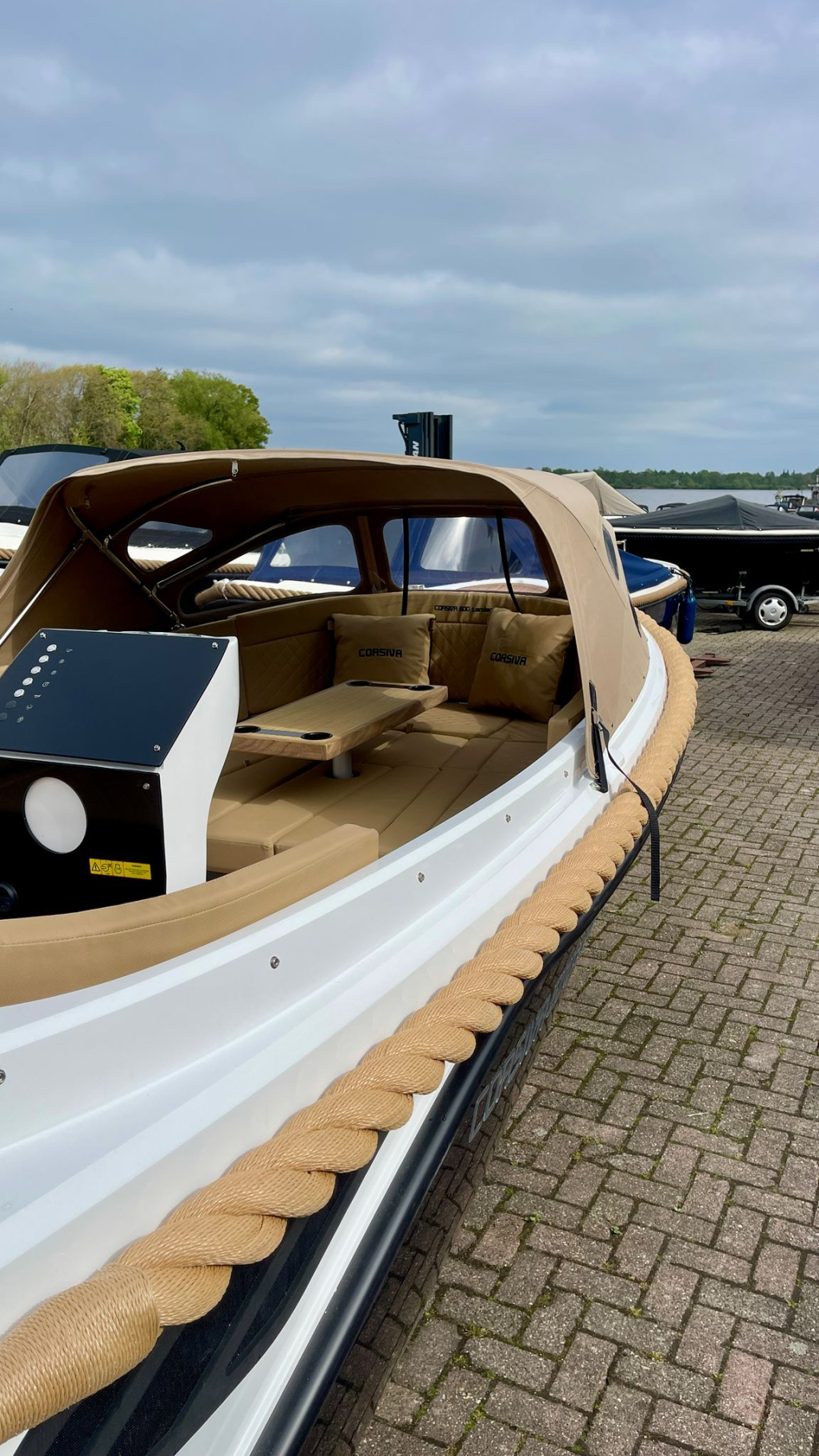 Corsiva 600 tender vaarklaar occasion — foto 4 van 7