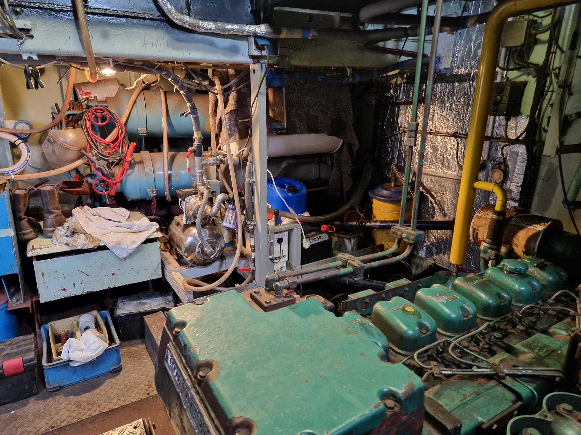 Ex Viskottter/ Varend Woonschip 21.05 — foto 37 van 75