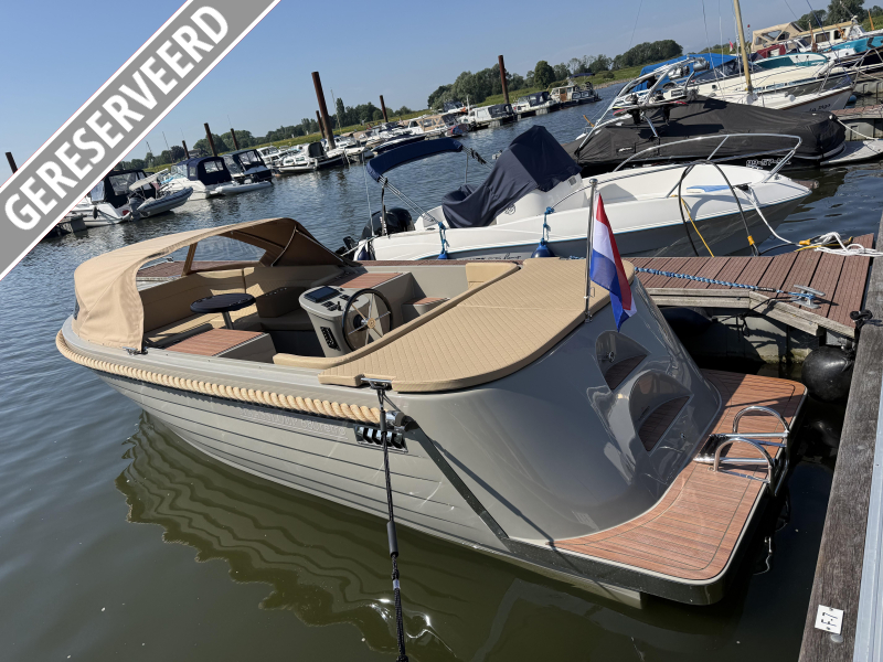 Maassloep 680 Retro 60pk Honda Demo — foto 1 van 12