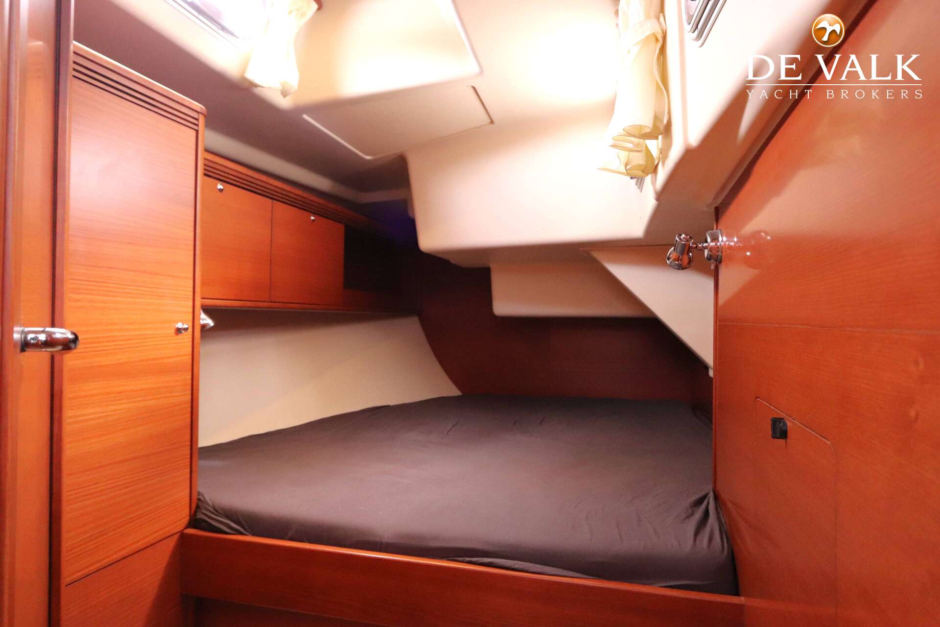 Dufour 485 Grand Large — foto 35 van 39