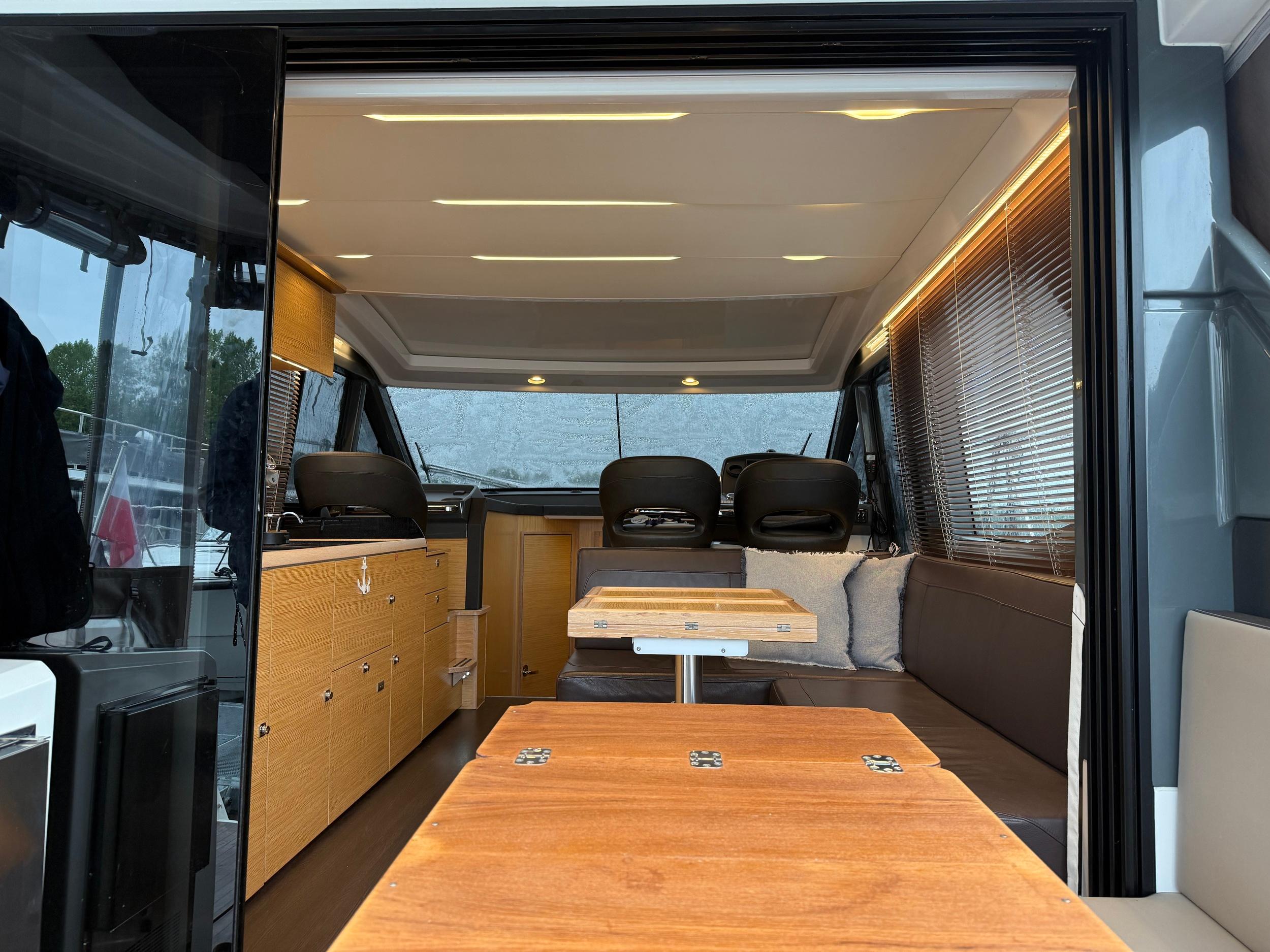 Bavaria R40 Coupe — foto 11 van 36