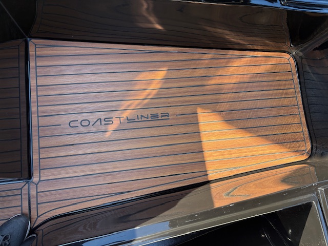 OP BESTELLING LEVERBAAR!! Coastliner 598 met Tohatsu 20 PK — foto 7 van 22