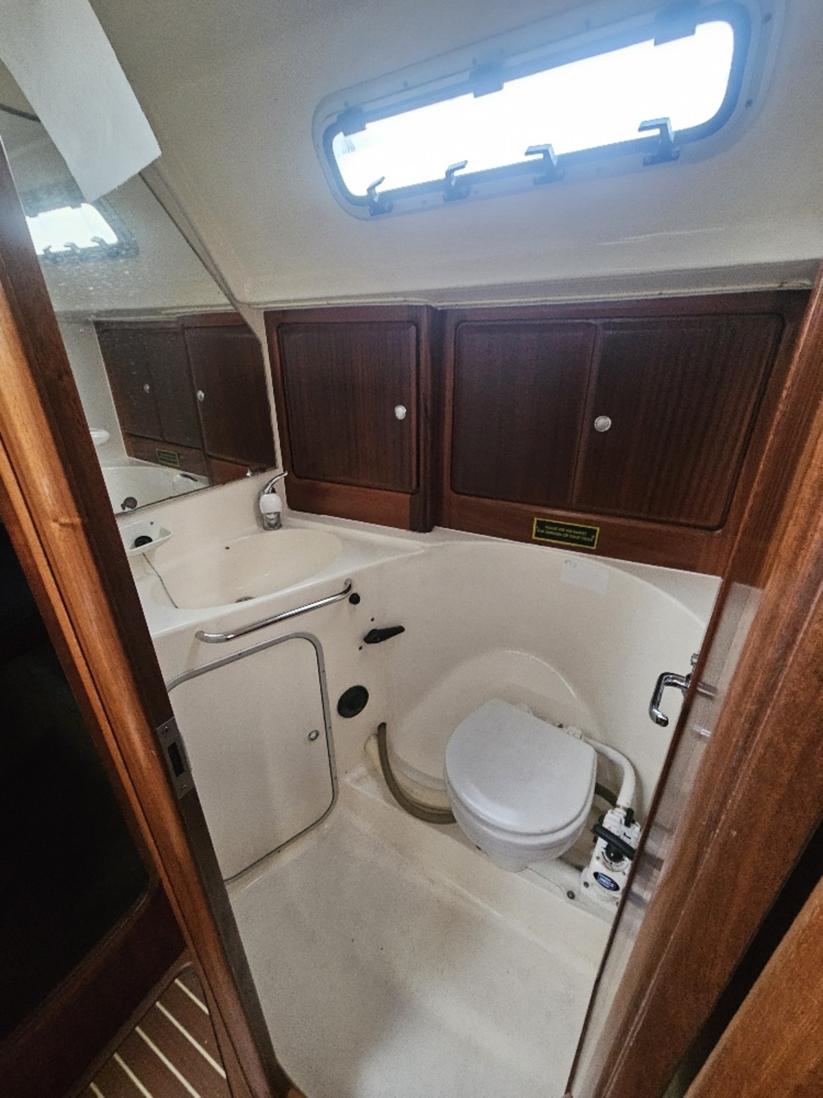 Bavaria 42 Cruiser — foto 6 van 28