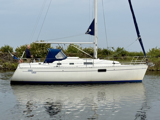 Beneteau Oceanis 321 — foto 2 van 12