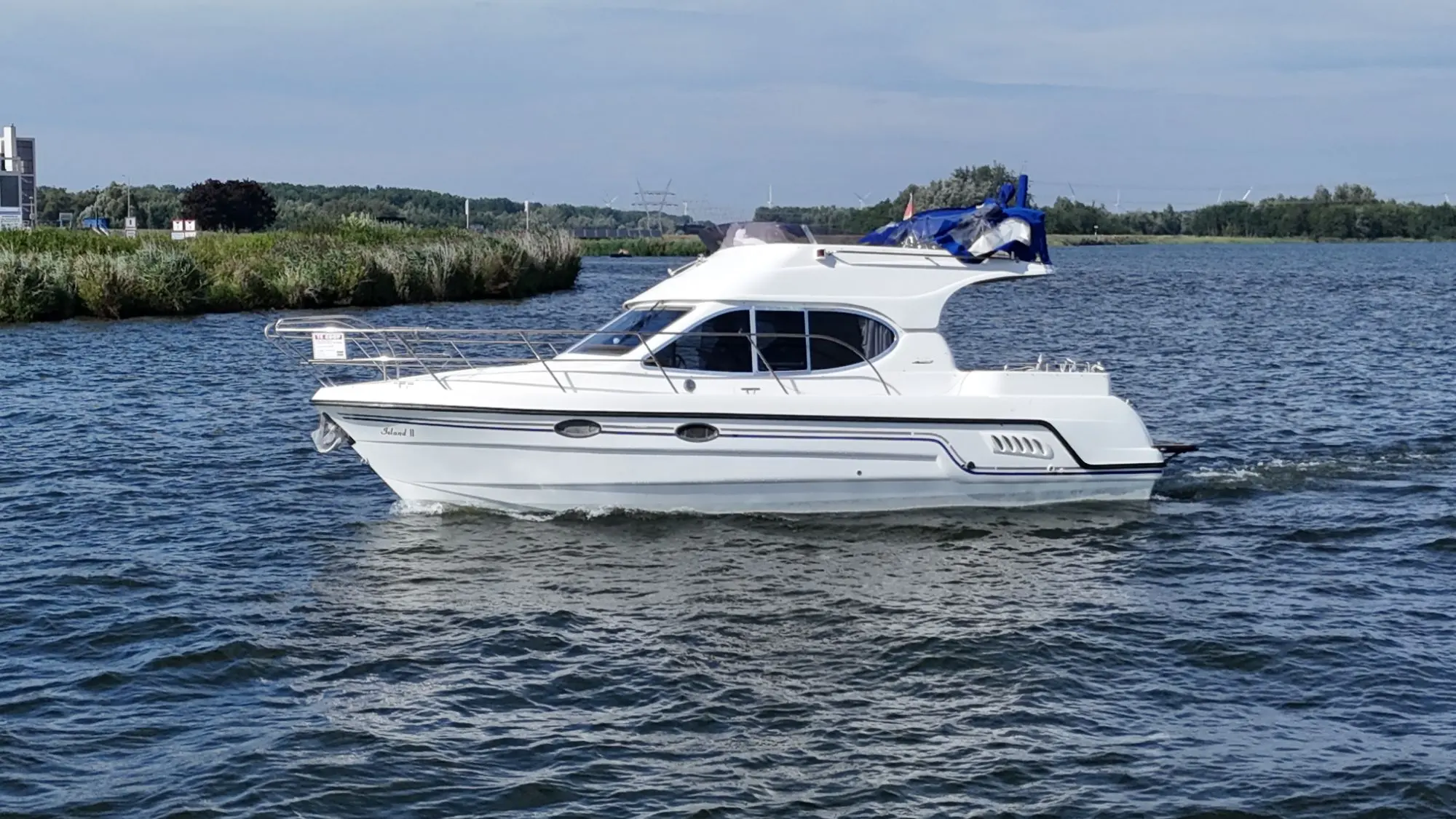 Sportcruiser Galeon Flybridge 280 — foto 2 van 23