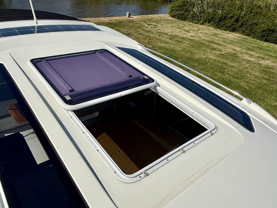 Beneteau Antares 9 — foto 18 van 29