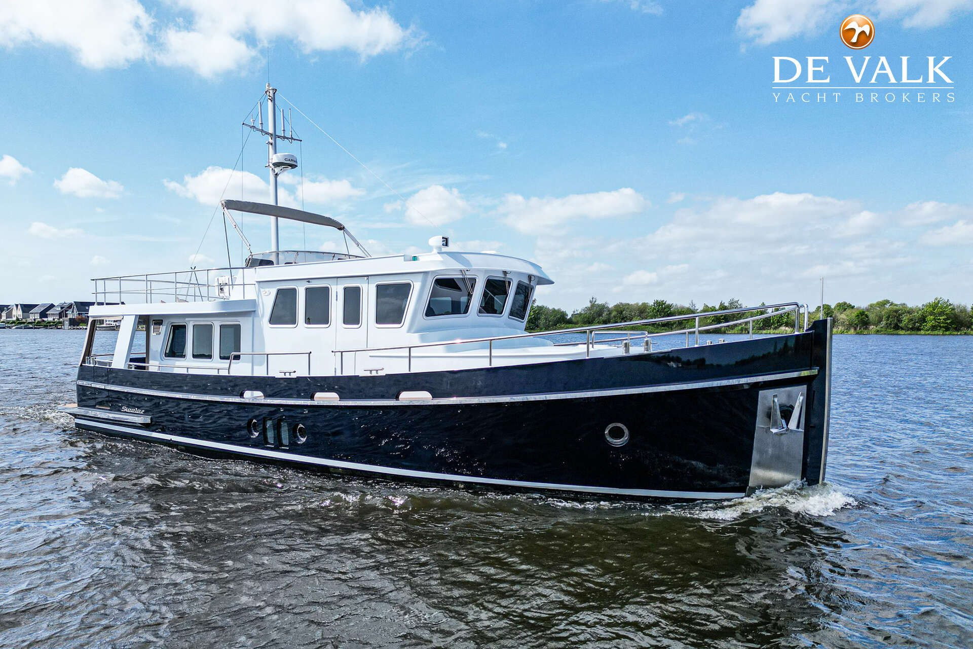Steeler Explorer 50 Pilothouse